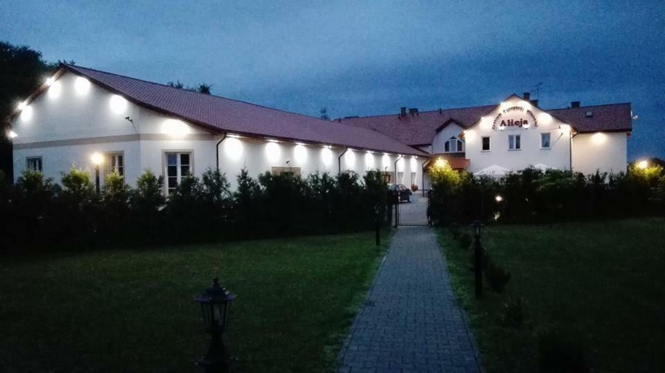 Centrum Turystyki Wiejskiej Alicja Ksiezpol Eksteriør bilde